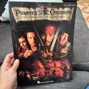 Pirates of the Caribbean: the curse of the black pearl, easy piano solo music